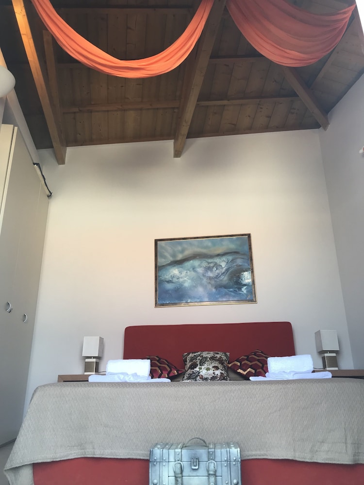 Duplex, Pool View photo 1