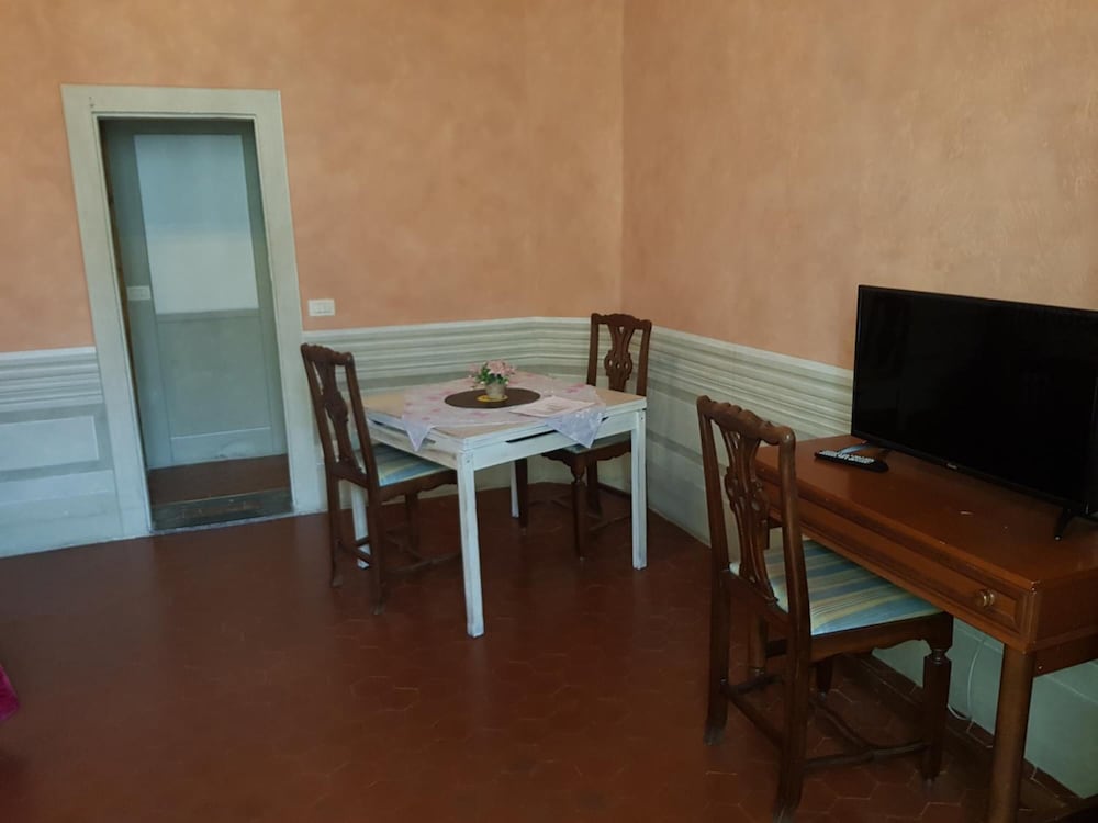 Family Room, Garden View