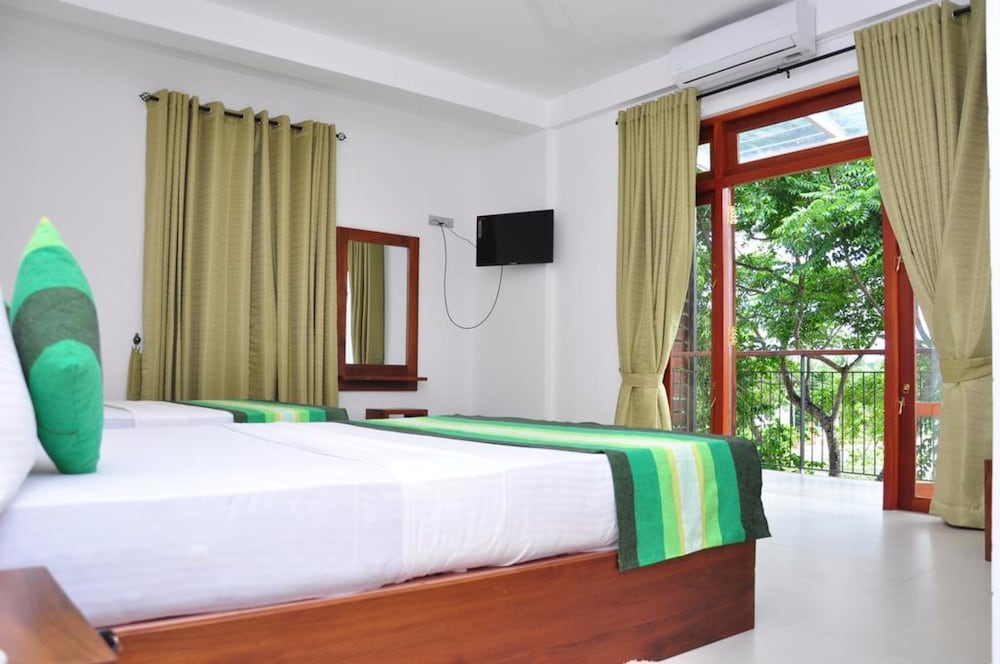 Deluxe Quadruple Room photo 2