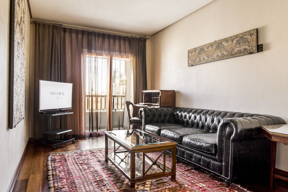 Suite, Terrace, City View - Photo 3