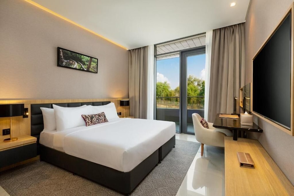 Premium Suite with Kitchen