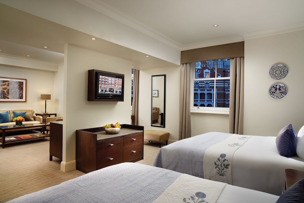 Family Room, 2 Double Beds photo 1