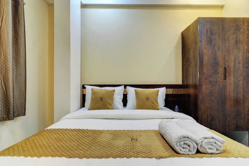 Deluxe Double Room, City View