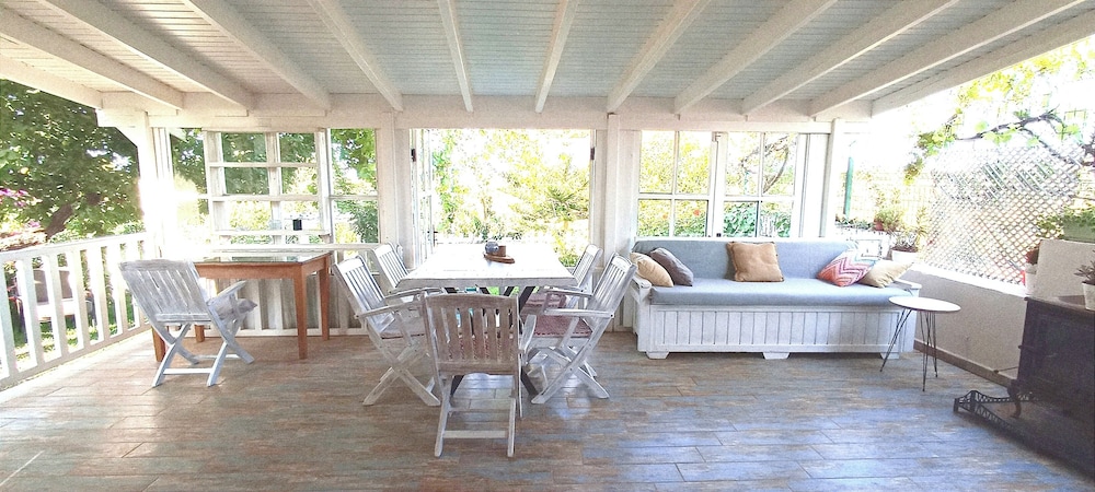 House, Lanai, Annex Building photo 1
