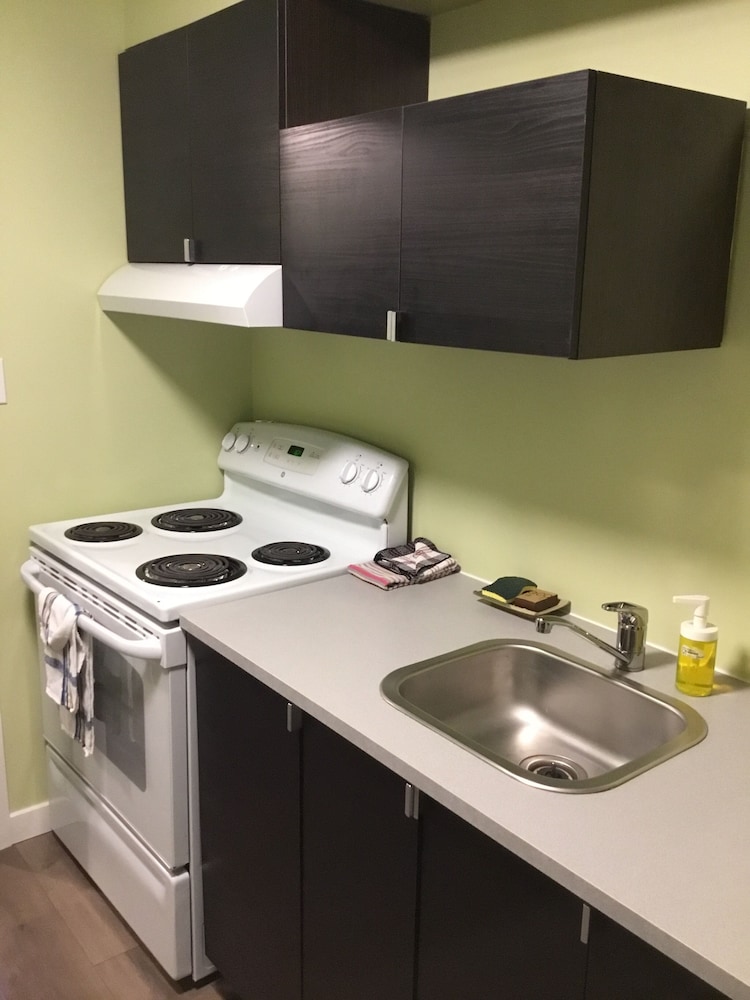 Deluxe Double Room, 2 Queen Beds, Non Smoking, Kitchenette photo 2