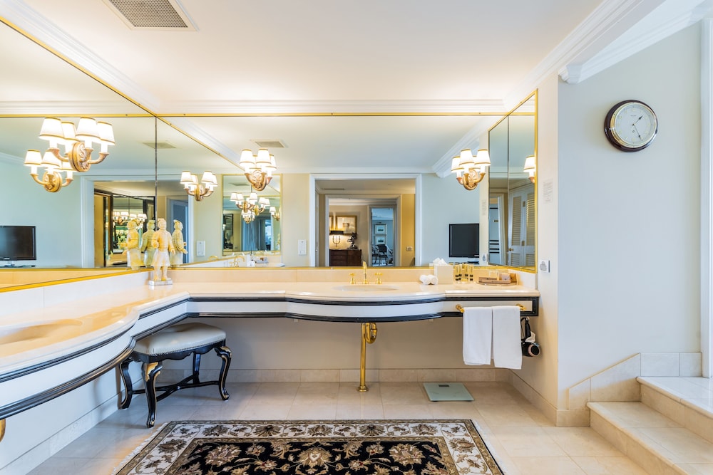 Stamford Suite - Photo 21