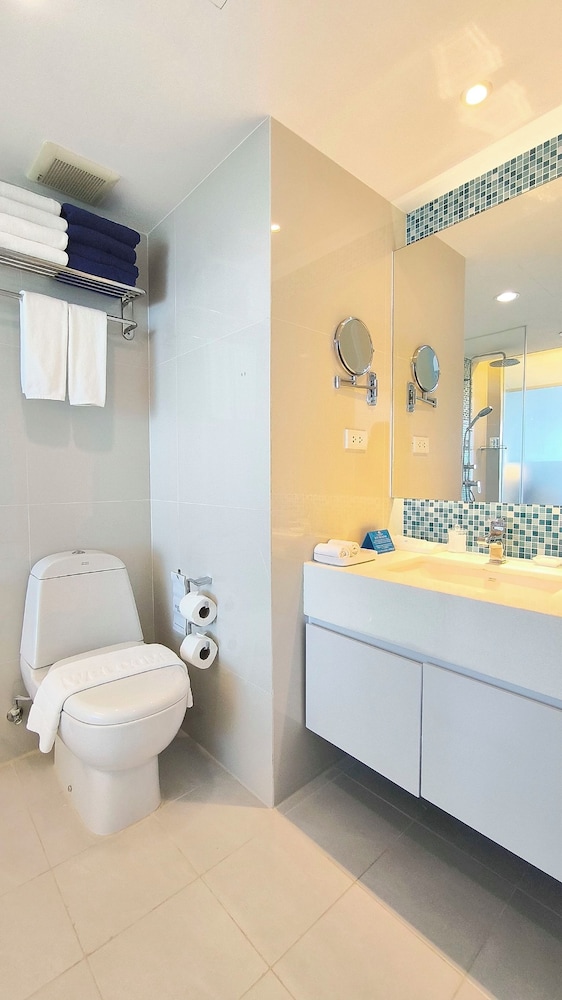 Superior Room, Sea View - Photo 6