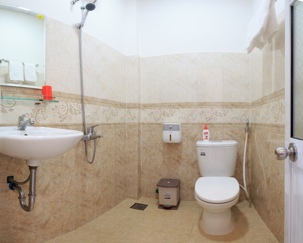 Standard Double Room - Photo 5