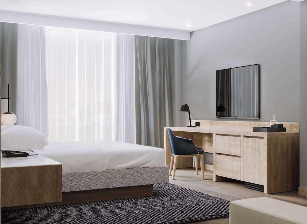Room, 1 King Bed photo 2