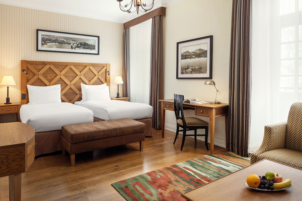 Deluxe Room, 1 Bedroom, Bathtub, Mountain View photo 3