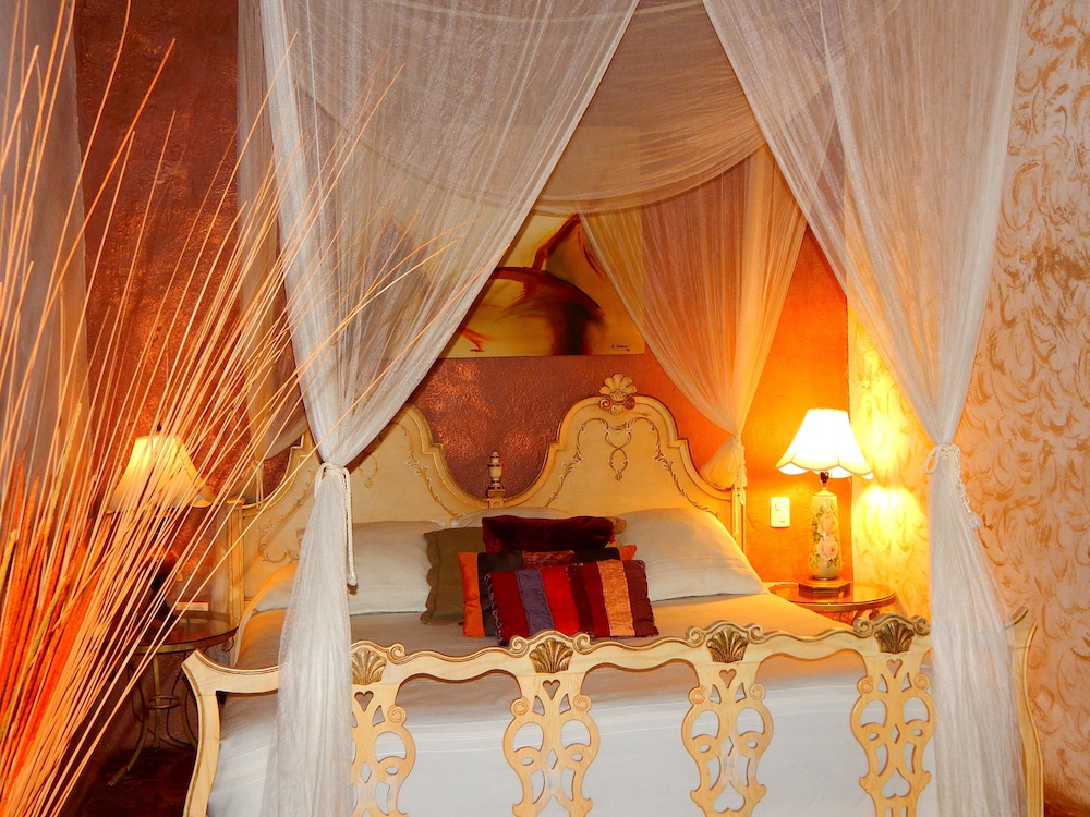 Design Double Room, 1 King Bed