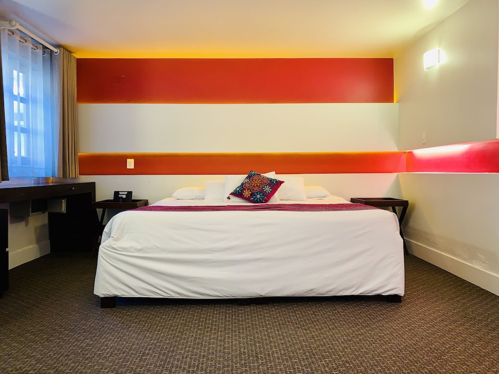 Deluxe Suite photo 3