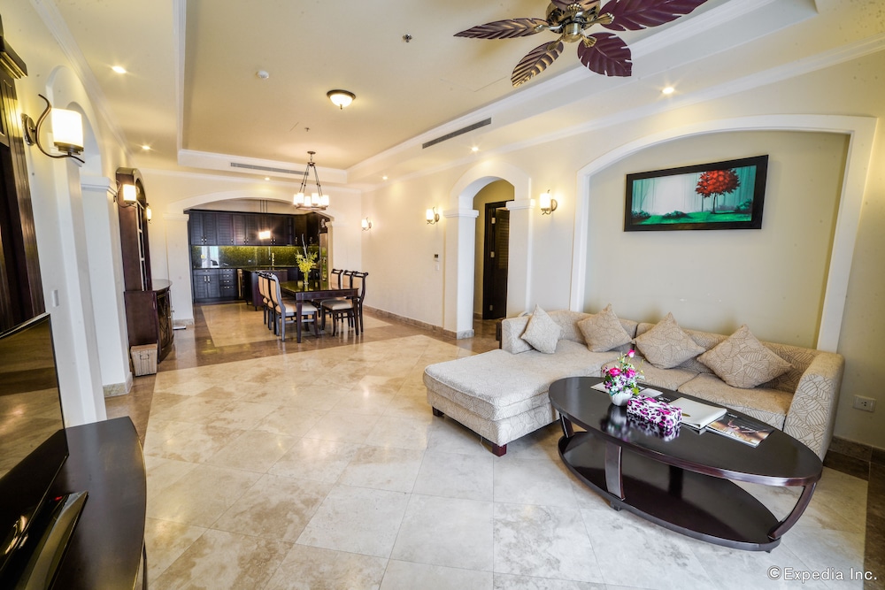 Family Condo, 3 Bedrooms photo 2