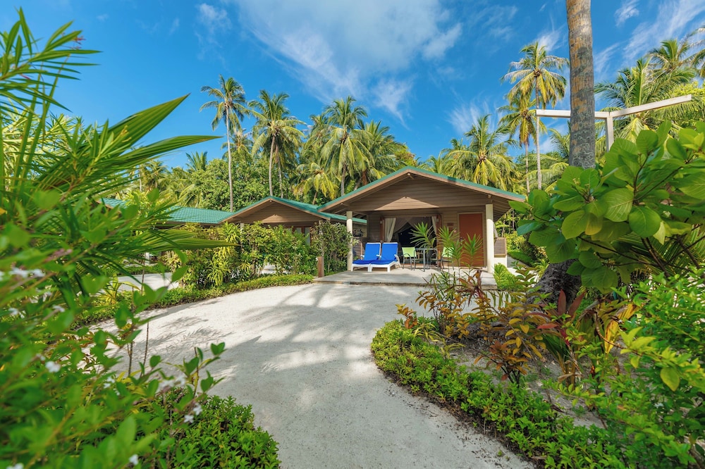Jacuzzi Beach Villa - Photo 10