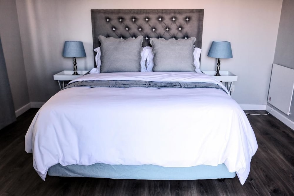 Luxury House, 2 Bedrooms photo 2