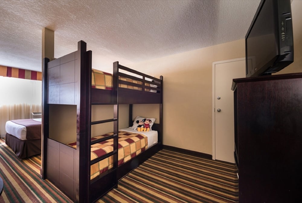 Standard Room, Multiple Beds