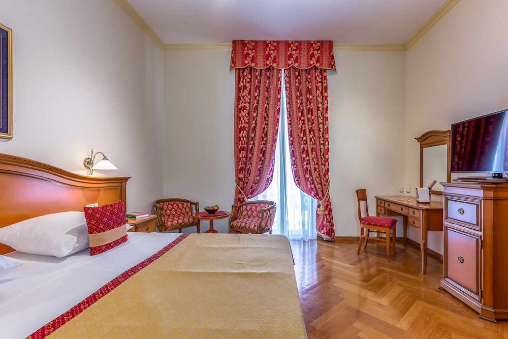 Superior Double Room, Balcony, Sea View - Photo 7