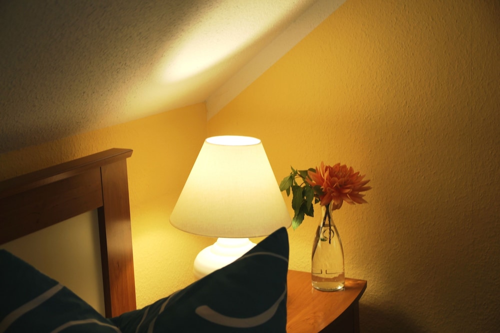 Classic Double Room, Private Bathroom - Photo 15