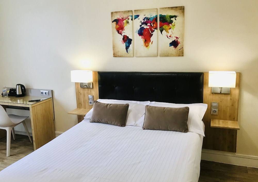 Comfort Double Room, Private Bathroom - Photo 1