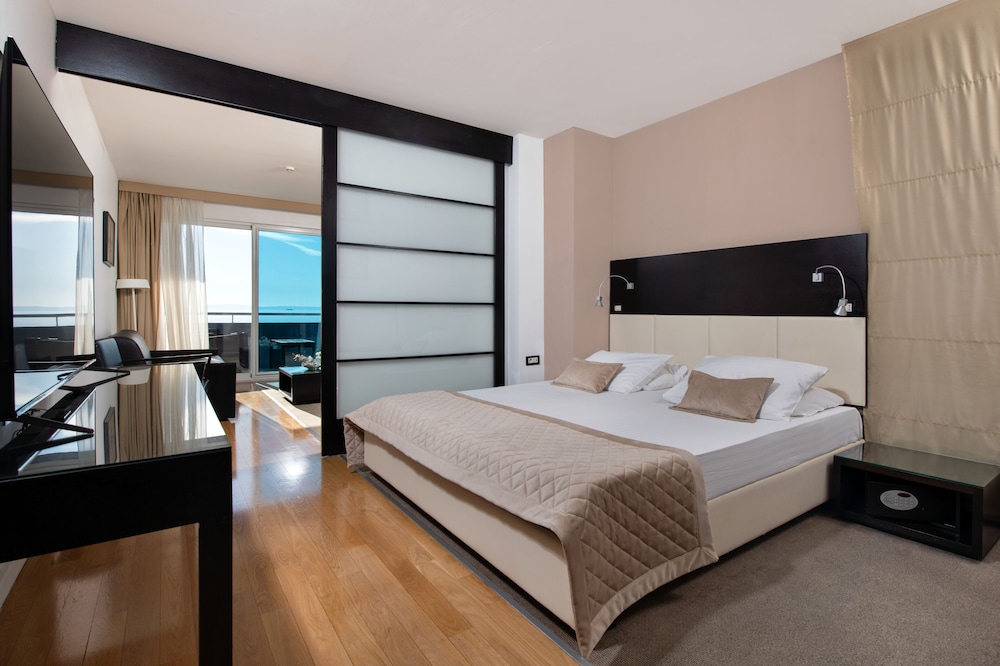 Comfort Suite, Balcony, Sea View