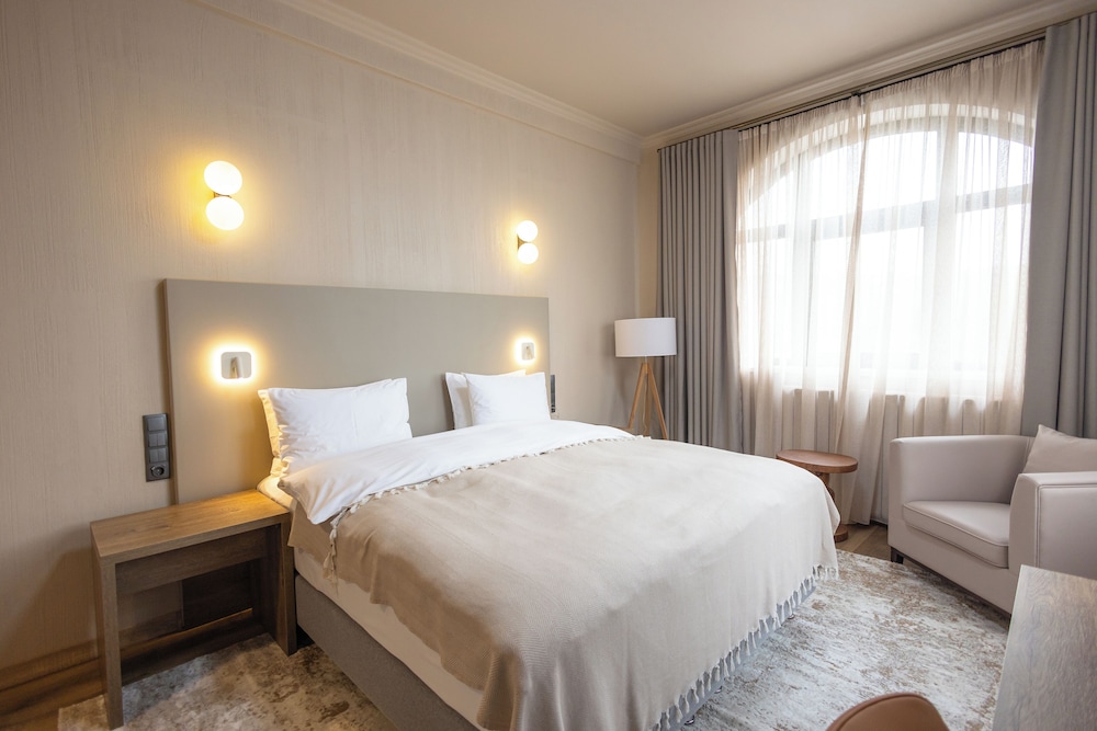 Standard Double or Twin Room photo 1