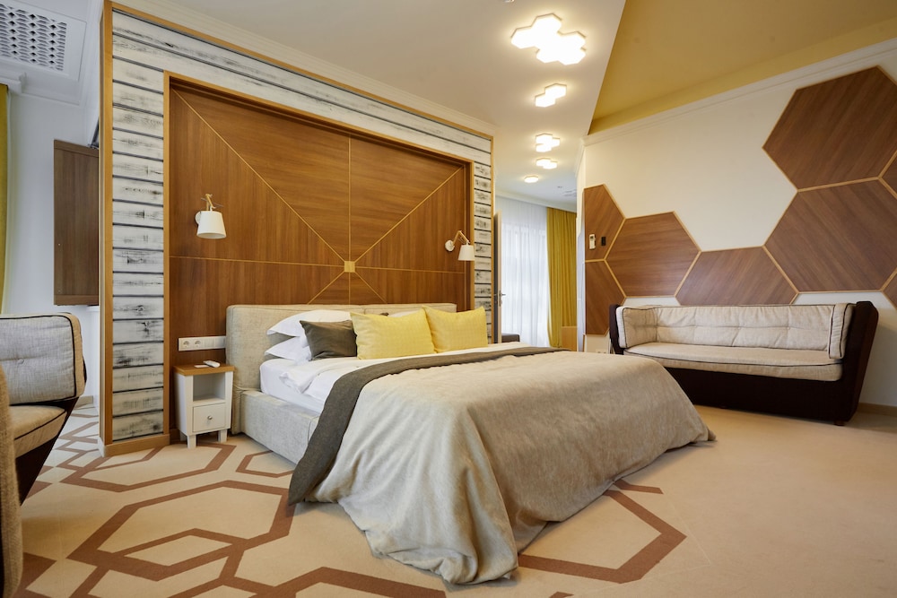 Executive Suite photo 2