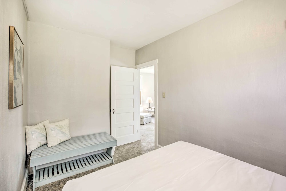 House (2 Bedrooms) photo 2