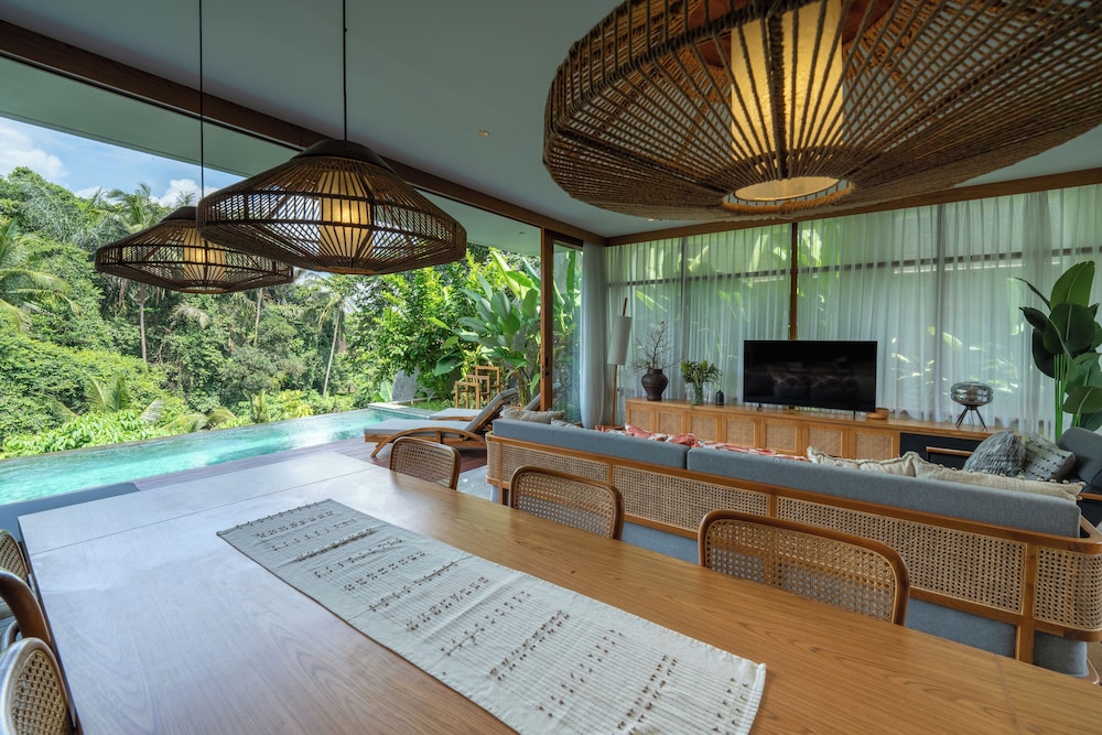 Dinara - Three Bedroom Residence - Photo 5