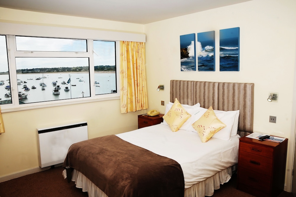 Superior Double or Twin Room, 1 Bedroom, Harbor View photo 1