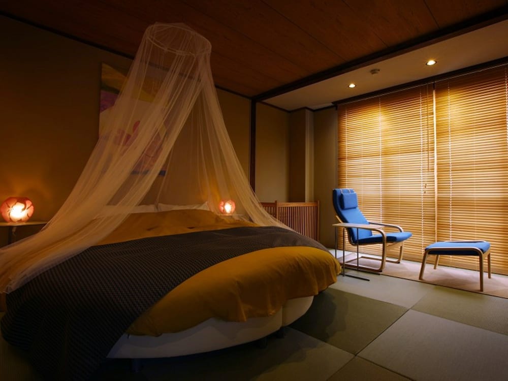 Japanese Style Double Bed Room, Shared Bathroom - AKEBONO, Non-smoking photo 1