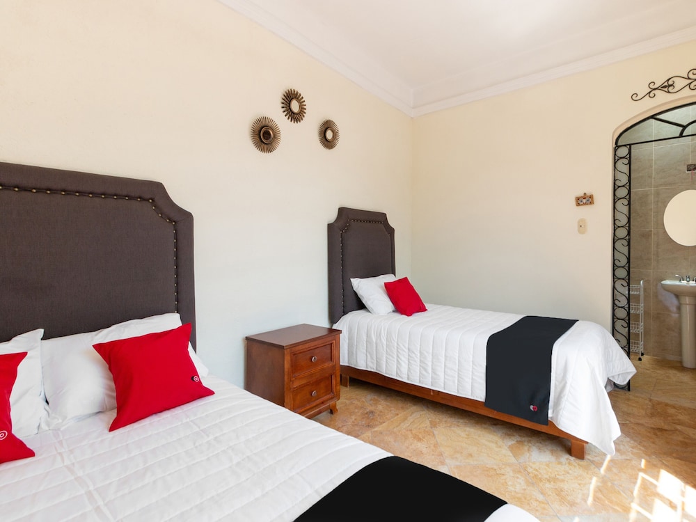 Standard Triple Room - Photo 5