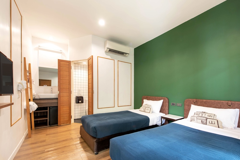 Standard Twin Room photo 1