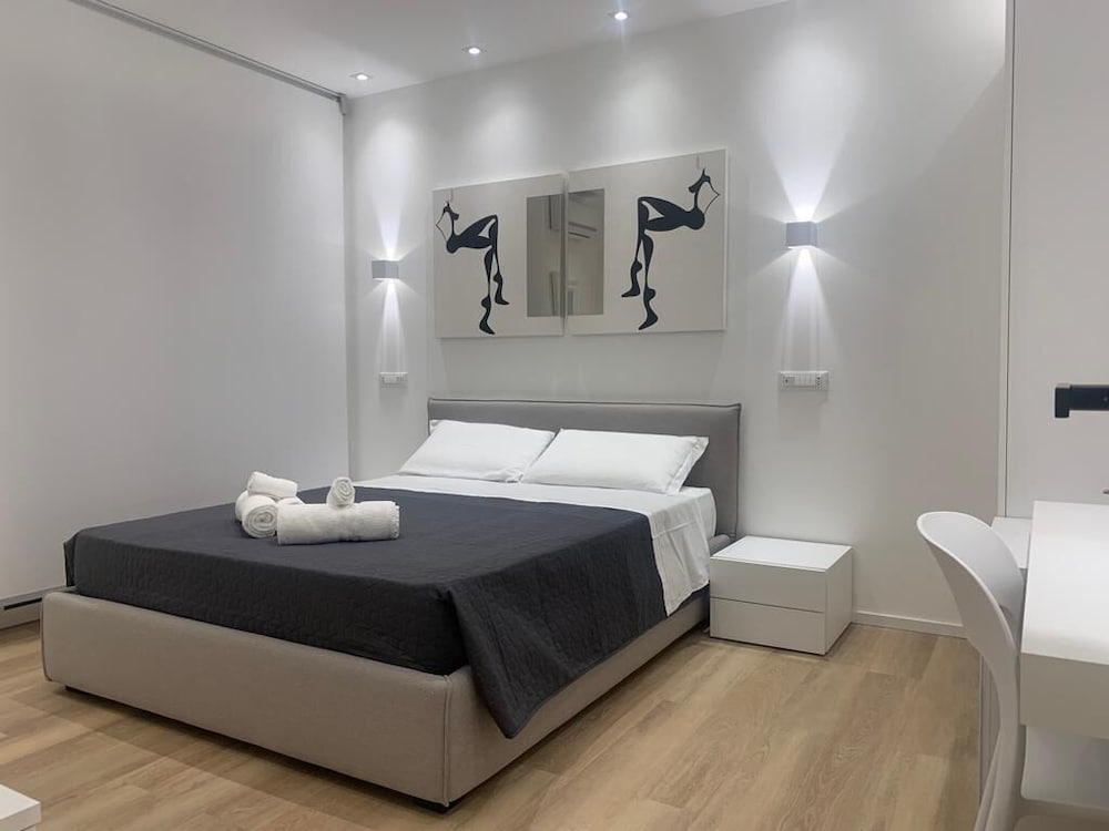 Standard Room, 1 Bedroom, Private Bathroom, City View