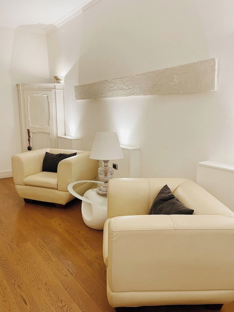 Junior Studio Suite photo 1
