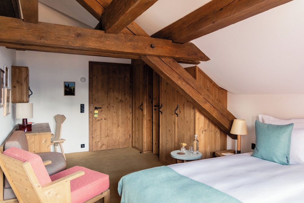 Superior Room (Attic, Jungfrau View)