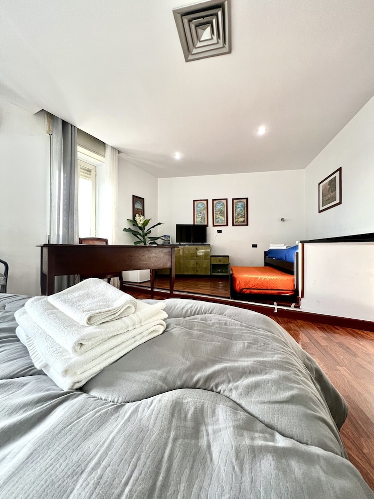 Quadruple Room - Photo 11