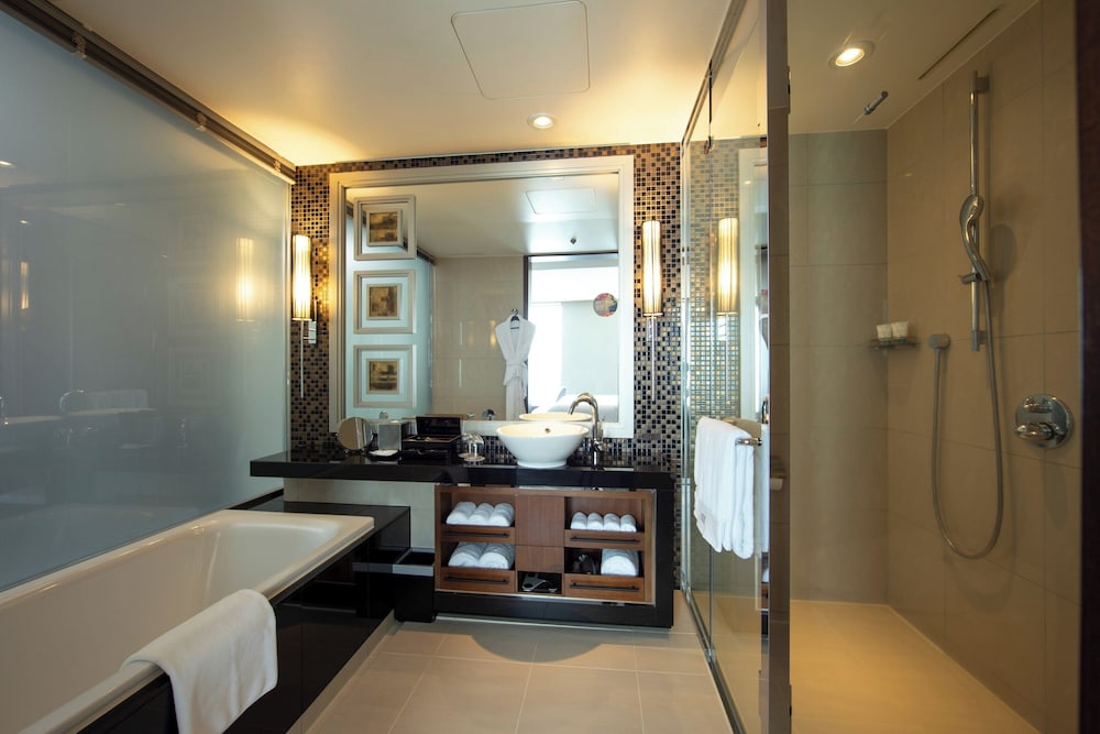 Deluxe Room, 1 Double Bed - Photo 6