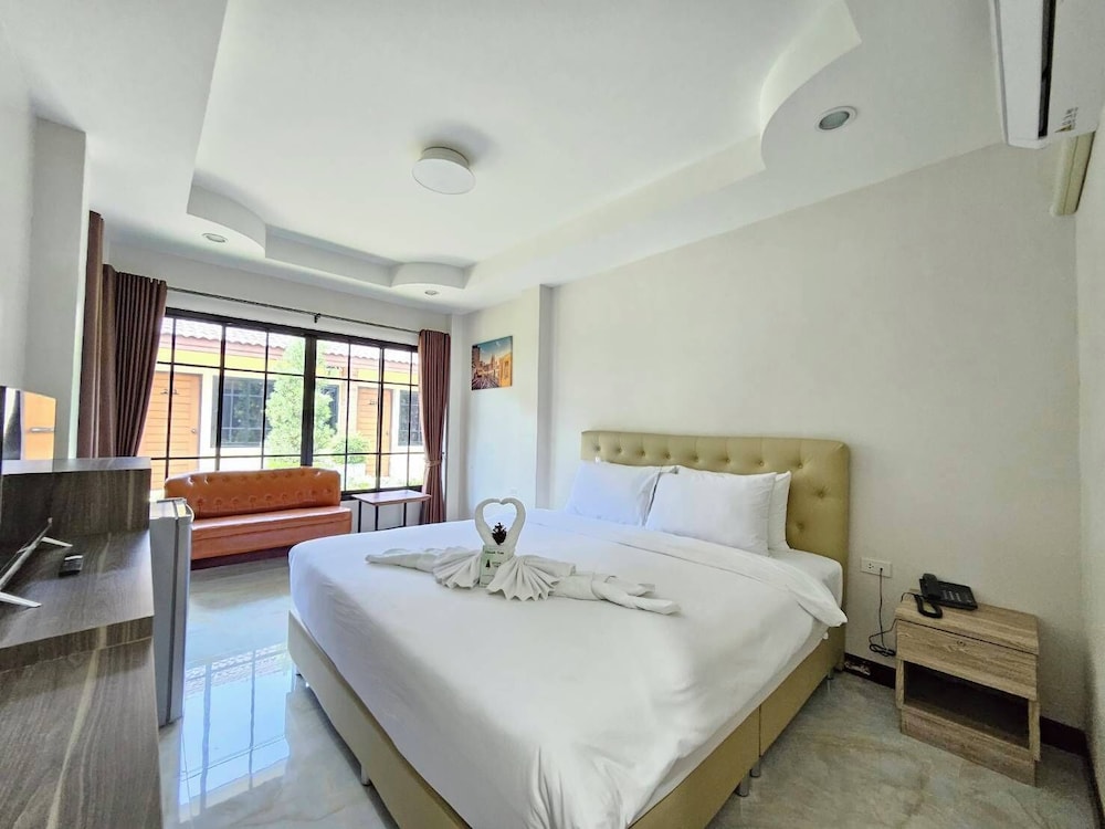 Suite, Garden View - Photo 1