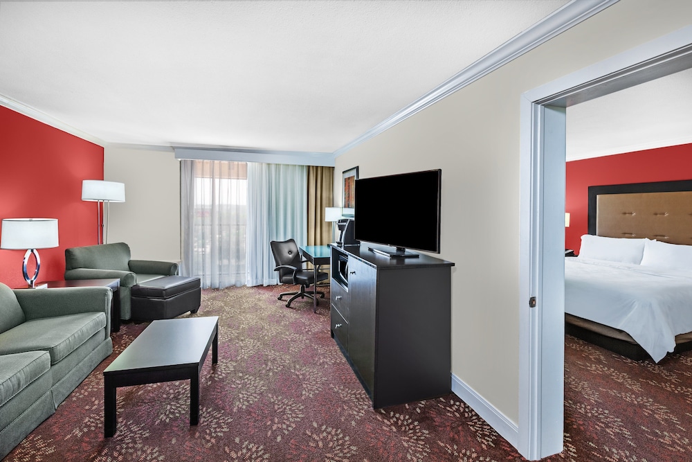 Standard Room, 2 Double Beds, Accessible (Roll-In Shower) photo 3