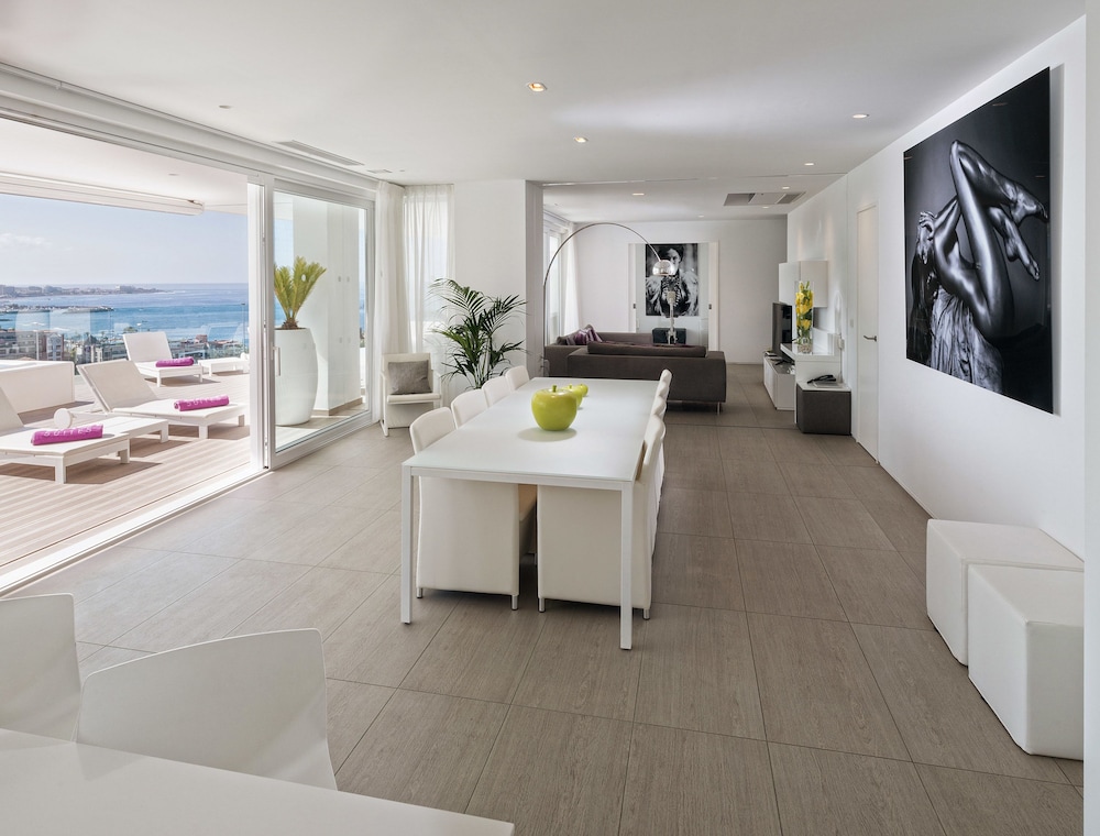 Suite, 3 Bedrooms, Private Pool, Sea View (Infinity Harmony)
