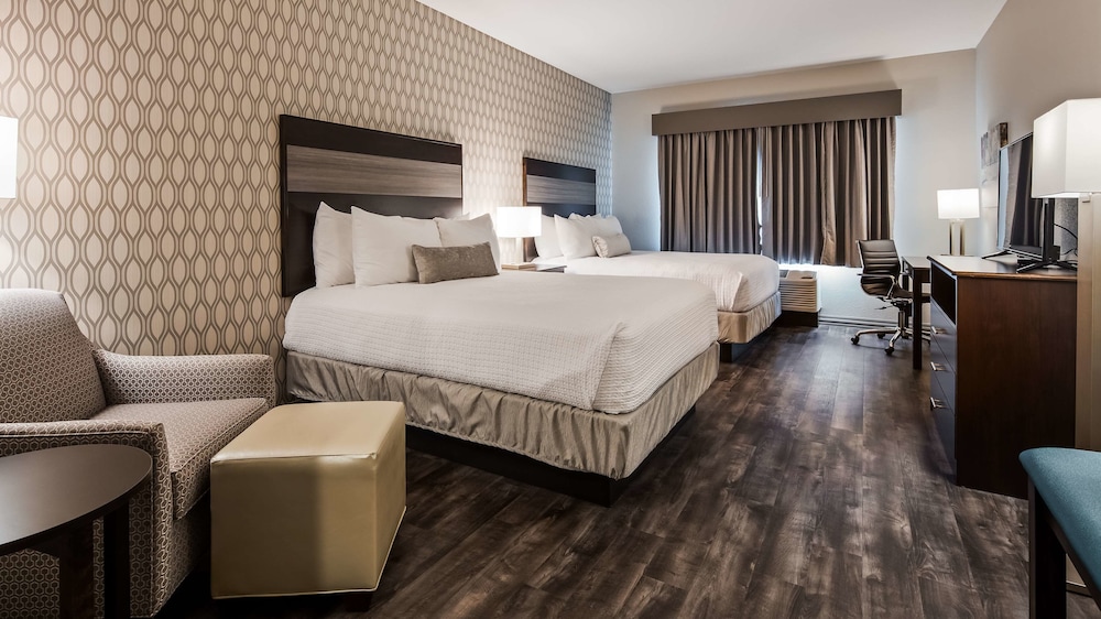 Suite, 2 Queen Beds, Non Smoking, Kitchenette