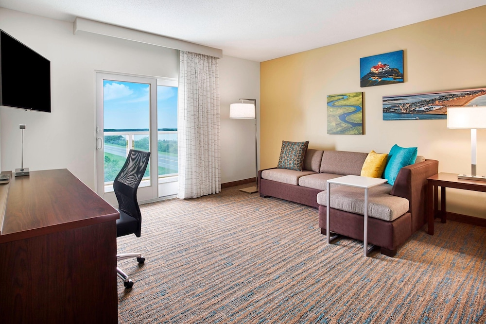 Suite, 1 Bedroom, Balcony photo 1
