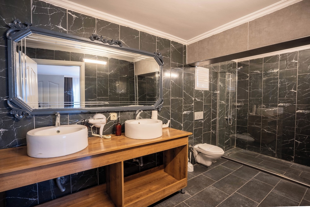 Luxury Villa, 3 Bedrooms photo 2