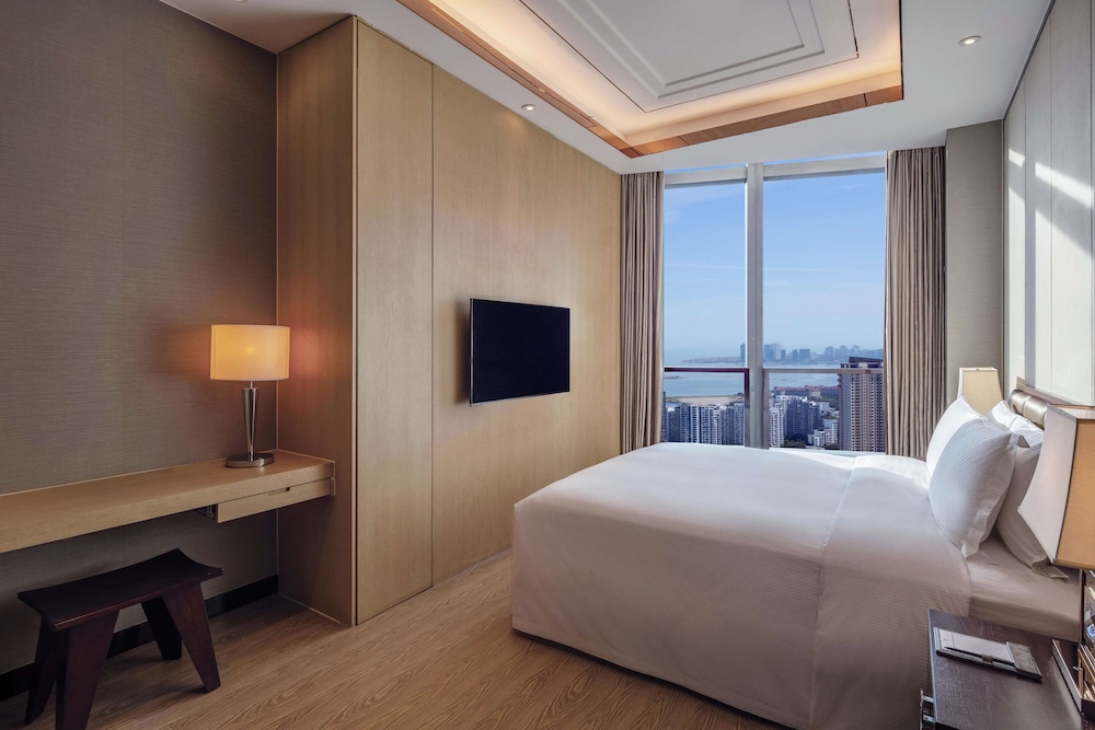King One Bedroom Premium Apartment Ocean View