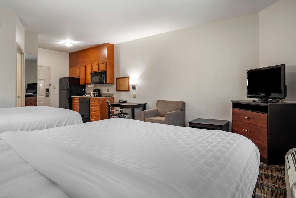 Suite, 2 Queen Beds, Accessible, Non Smoking - Photo 4