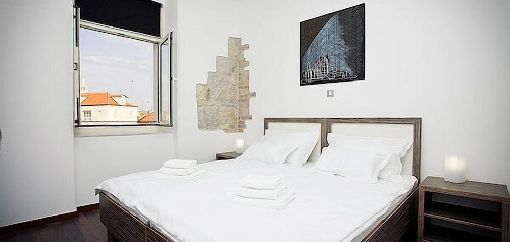 Superior Twin Room, City View photo 3
