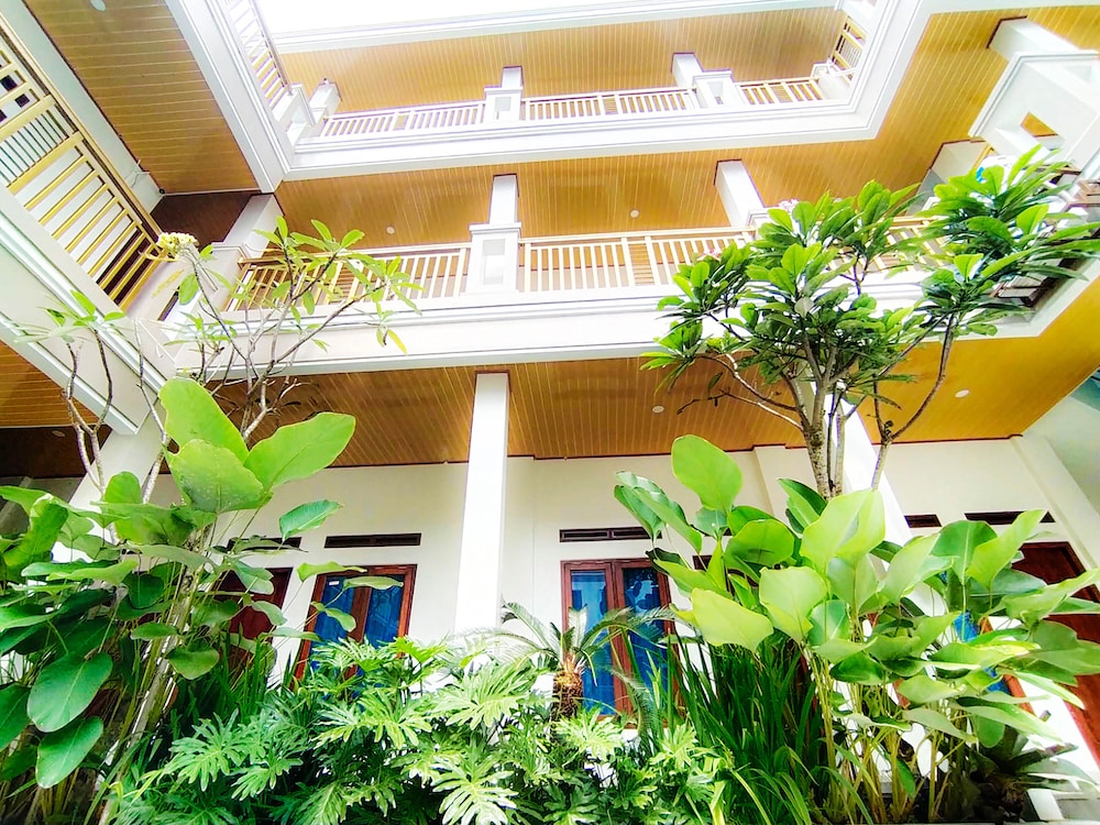 Deluxe Double Room, 1 Bedroom, Non Smoking, Garden View photo 2