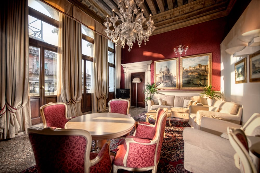 Suite, Canal View (Paradiso) photo 1