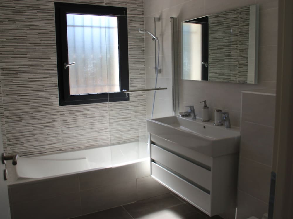 Comfort Villa, 4 Bedrooms