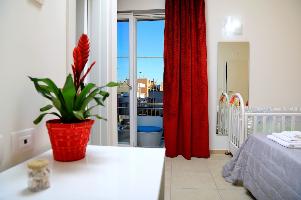 Classic Double Room, Balcony photo 2